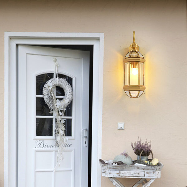 European-Style Outdoor Wall Lamp